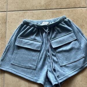 Stylish Blue Ribbed Women's Cargo Shorts